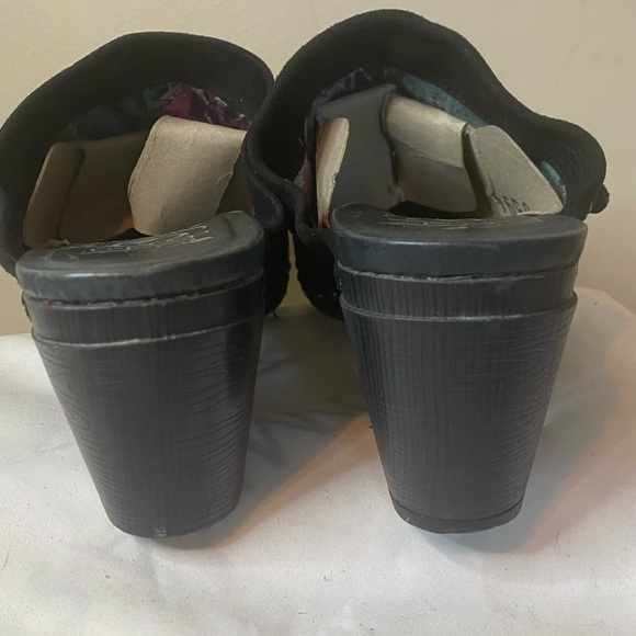 Dansko black suede clogs sz 7.5 - Picture 7 of 9